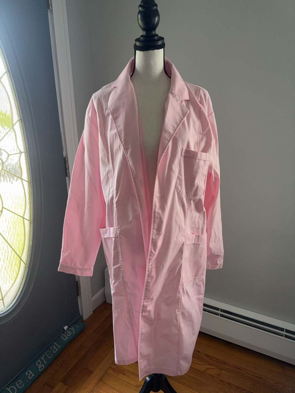 Unbranded Pink Professional Lab Coat - Picture 3 of 3